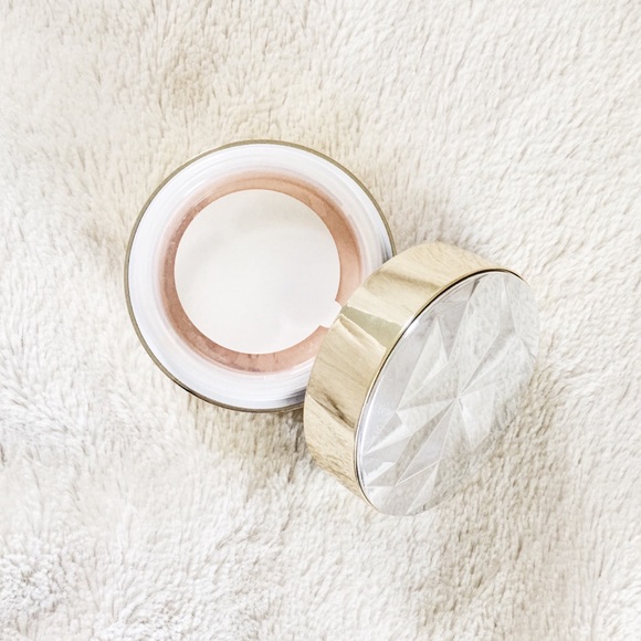 BARE MINERALS || Deluxe Size Mineral Veil Powder - Picture 2 of 4